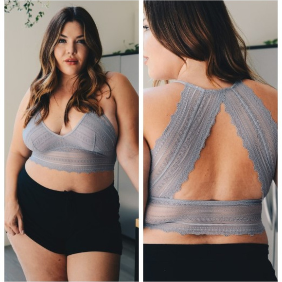 1 LEFT Plus Size Scallop Lace Keyhole Bralette - Picture 2 of 2